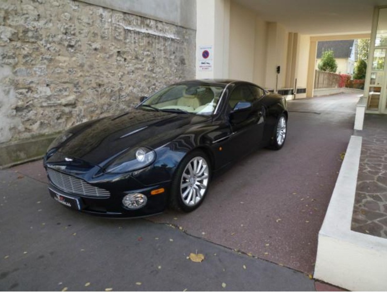 Left hand drive ASTON MARTIN VANQUISH V12